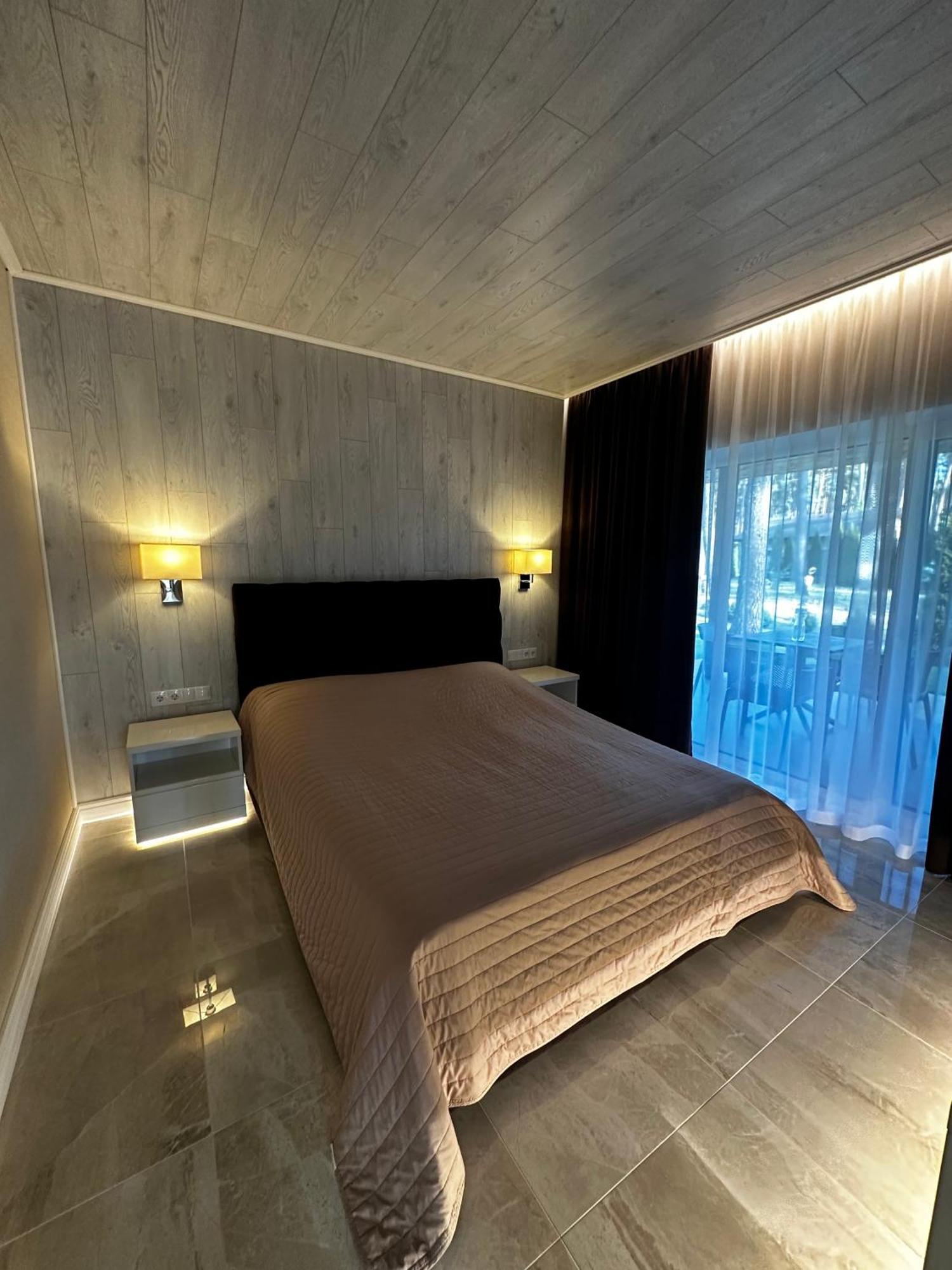 Park-Hotel Tihiy Les Prohorivka Kültér fotó