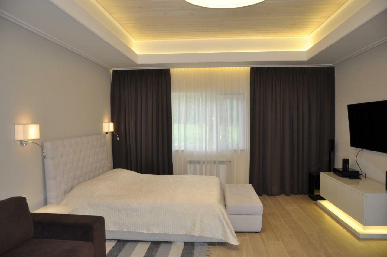 Park-Hotel Tihiy Les Prohorivka Kültér fotó